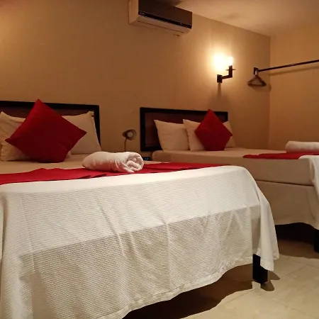 Brisas 10 Beachside Suites-3