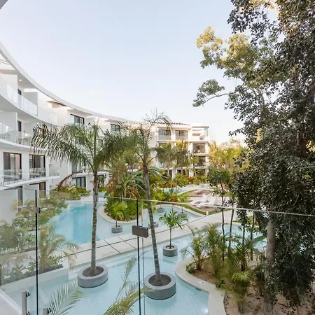 Your Place In Town With Pool, Coworking And Gym Located At Central Park Lagunas-2