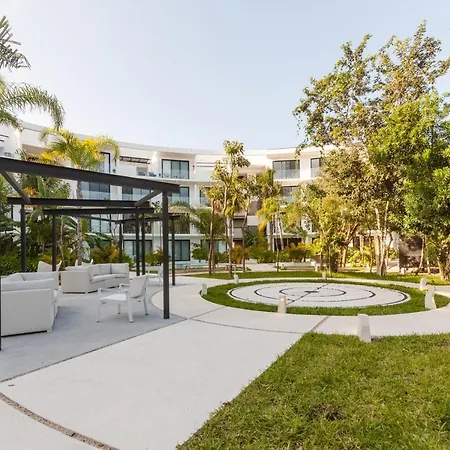 Estudio Tranquilo en La Veleta con Jardín, Alberca, Gimnasio y Cerca del Centro de Tulum A111-3