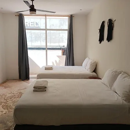 Big Room On 5Th Av-2