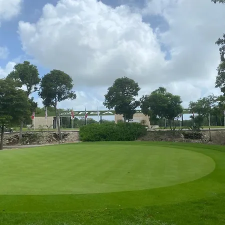 Luxury Condo With Gym & Beach Club & Pga Golf-3