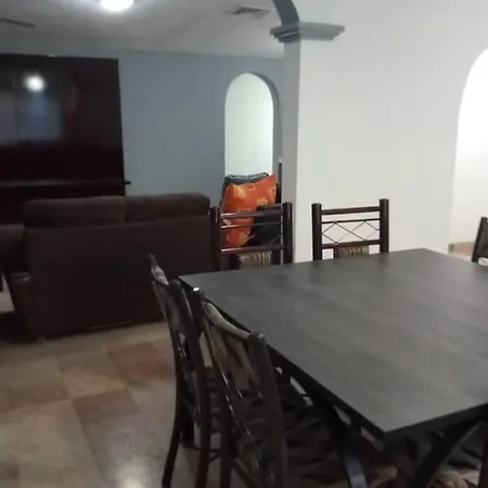 Penthouse 205 Sq M On Lagoon, 3 Bedrooms 2 Bathrooms For Up To 8 Guests-2