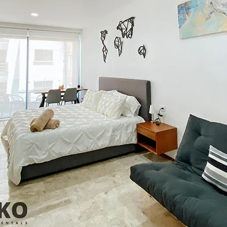 Peaceful New Studio In Midtown Menesses-3
