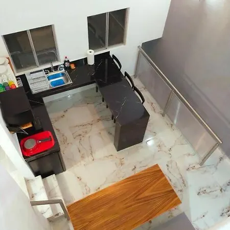 Loft Soliman - Netflix - Hbo - Near Market 28 - Downtown-2