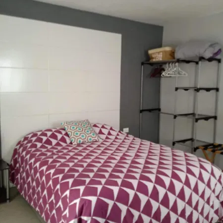 Queen Room Private Bathroom Aa Wi-Fi 50 Mbps In Downtown Cancun-3