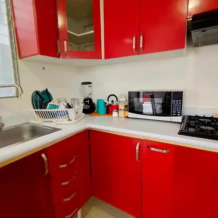 Amazing Location Close To Bus Station, Be My Guest-3