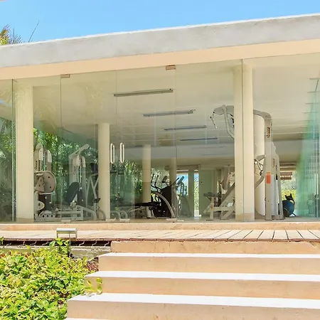 Gorgeous Magia Beachside Condos By Stella Rentals-3