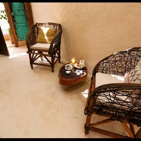 Hiphipstay - The Pablo Escobar Villa-3