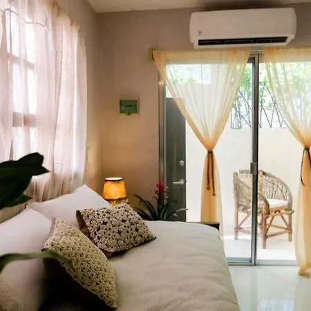 Hiphipstay - The Pablo Escobar Villa-2