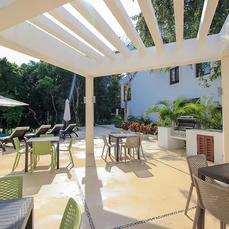 Exclusive Penthouse Private Rooftop Lovely Terrace Hot Tub Comfy Hammock-3