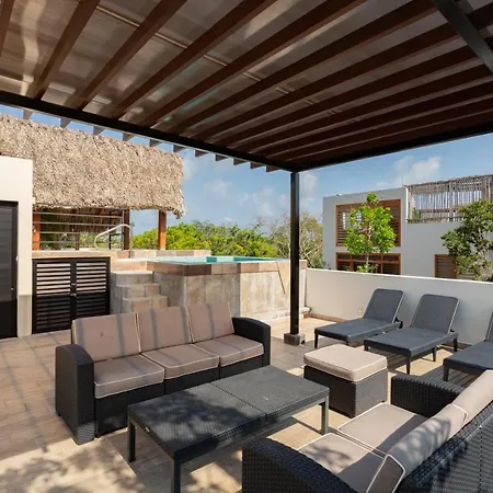 Habitacion Privada | Terraza C/Jardin Y Piscina | Bbq-3