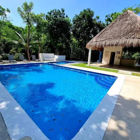 Casa Kuuxum In Playacar Pool ,Tennis, Ac, Beach ,5Ta, Sleeps 14-2