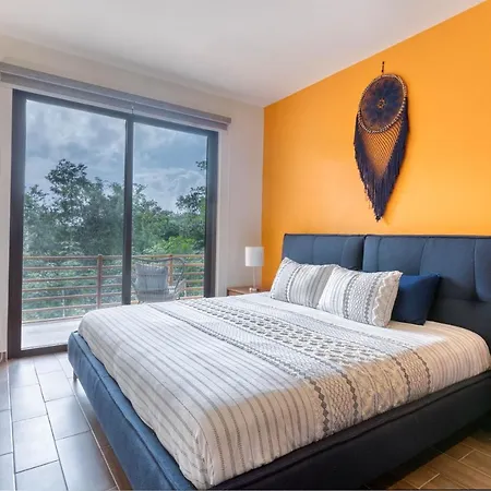 Brand New 3Br 3Ba House With Private Pool By Simply Comfort-3