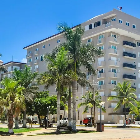 Enjoy Luxury, Affordability And Wonderful Sunsets Oceanfront Cantil 7Bs-2