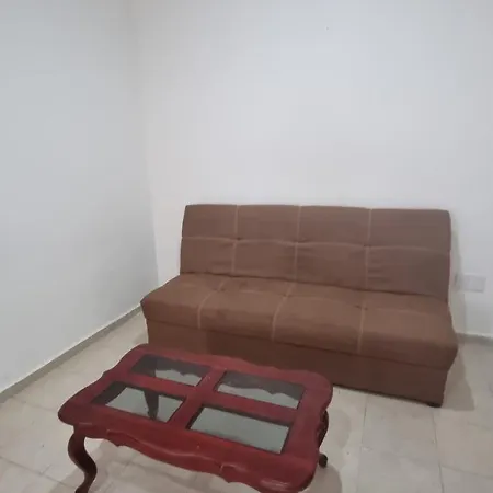 A Una Calle Del Ado 5Ta Avenida-3