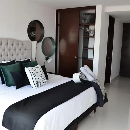 Estudio Neen Zona Hotelera-3