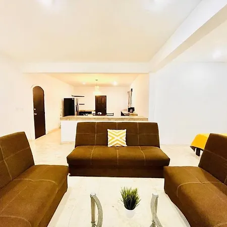 One Street Walk From The Beach & Quinta Avenida-3