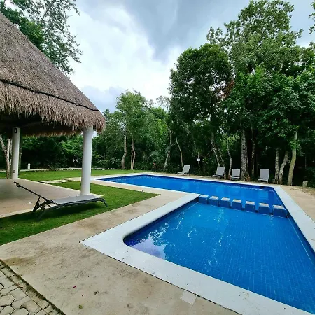 Casa Kuuxum In Playacar Pool ,Tennis, Ac, Beach ,5Ta, Sleeps 14-3