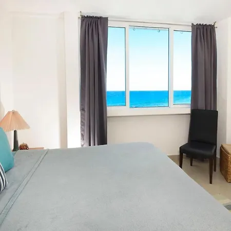 Enjoy Incredible Caribbean Views At The Luxurious Peninsula Grand Pg3A-3