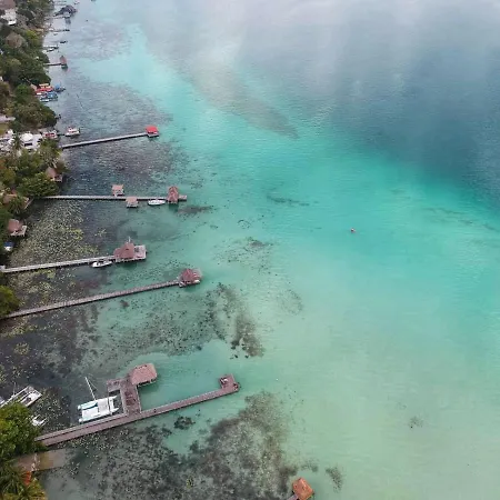Cabanas Hostal & Camping Magic Bacalar-3