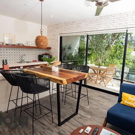 2Br Magnific Space In The Jungle In La Veleta-2