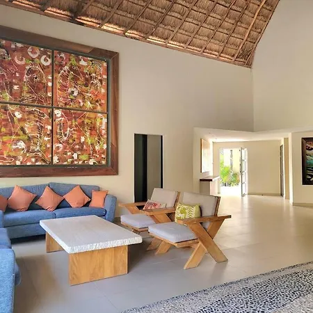 Oceanfront Oasis Condo 10Minutes From The Airport-2