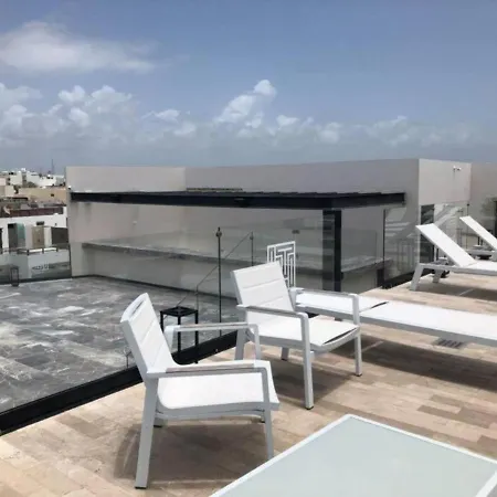 Deluxe Aparment Whit Beach & Ocean View 8 Pax-3