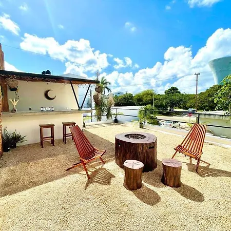 Brilliant Studio! Pool & Fire Pit-3
