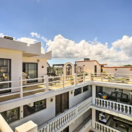 Gorgeous Penthouse Villa W/ Deck & Ocean Views!-2