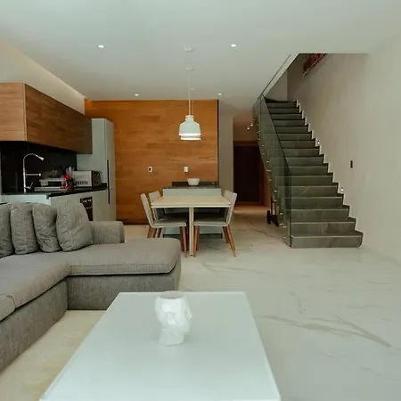 Paradise Escape With A Private Pool And Excellent Amenities!-3