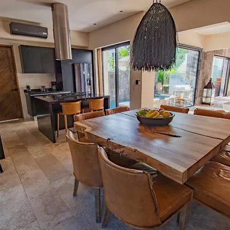 Villa Luxury With Holistic Services-3