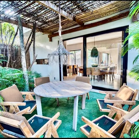 Villa Luxury With Holistic Services-2