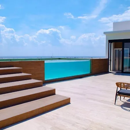 New Oceanfront View Apt / Rooftop Pool, Bar & Gym - 515 Musa-2