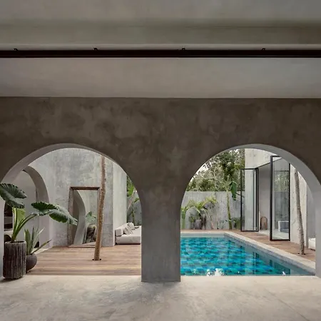 Casa Shalva Awards Design Villa With Art Gallery-2