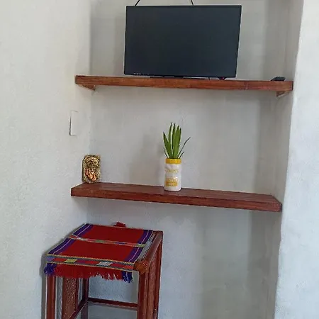 Sandy'S Room 2-2
