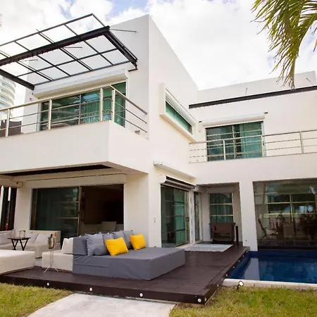 Luxury Private Villa With Pool-2
