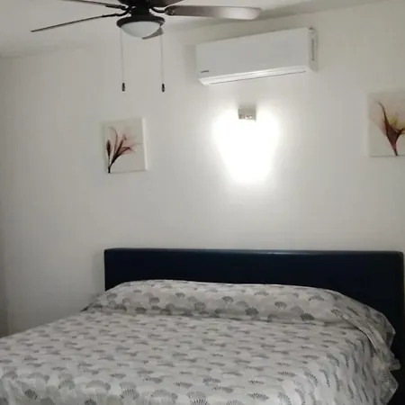 Casa Aura - King Suite With Kitchen And Balcony - 1St Floor-3