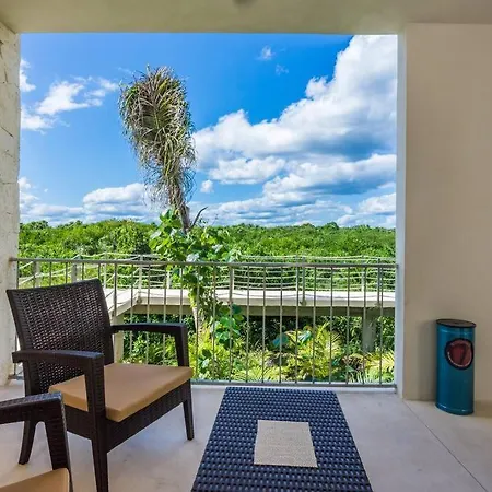 Brand New Luxury 2 Bedroom With Ocean View!-2