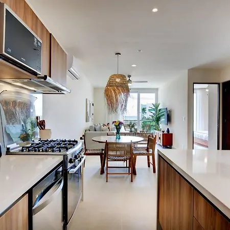 Brand New Luxury 2 Bedroom With Ocean View!-3