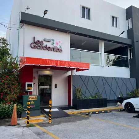 Las Gardenias-3