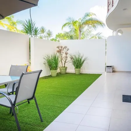 2 Bedroom Apartment - Pool & Jacuzzi-3