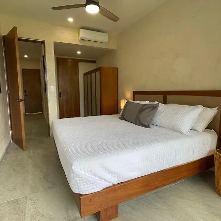 Micaela Bacalar Condos-3