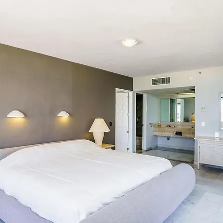 Fabulous Oceanview Suite With Private Plunge Pool Plus Access To Beach&Pools-2