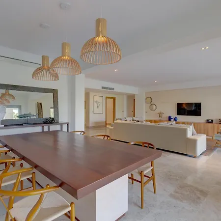 Beach Front Marina & Golf Luxe Condo Playa Mujeres-3