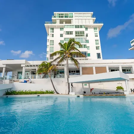 Beachfront Suite Deluxe -Best Ocean View, Resort With Beach, Gym And Spa-3