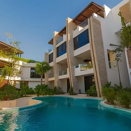 Condo Moots 104 With Private Pool & Rooftop Yoga-2