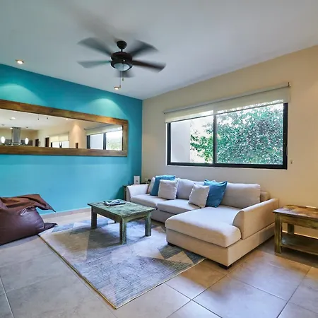 Dorian Gray - Pool & Beach Club Access & 300Mbps Wifi-2