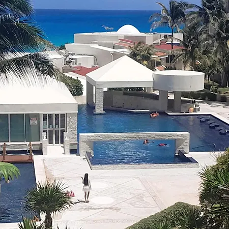 Renovated Studio In Cancun Beach At The Hotel Zone-2