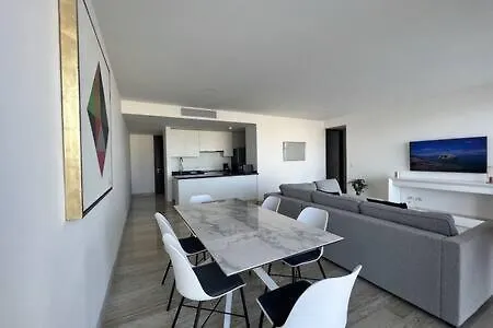 Top floor, amazing sea view in Puerto Cancun-2