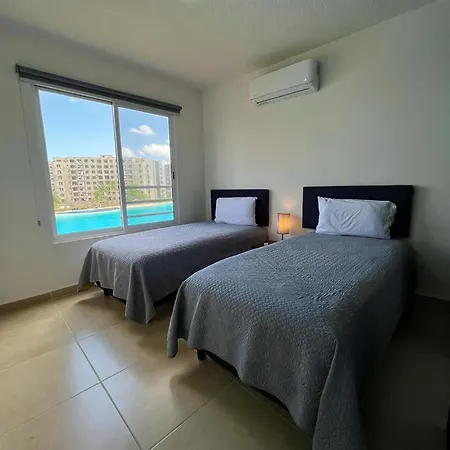 Dreams Cancun Blue Paradise-2